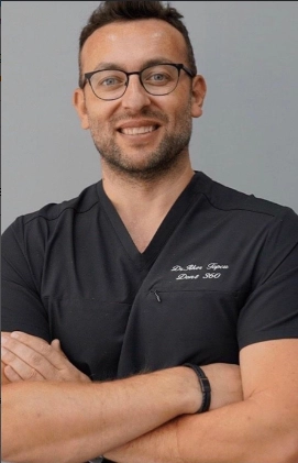 Dr. Dt. İlker Topcu
