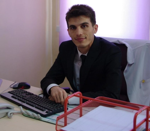 Dr. Ali Kaya