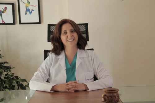 Esin Kayaoğlu