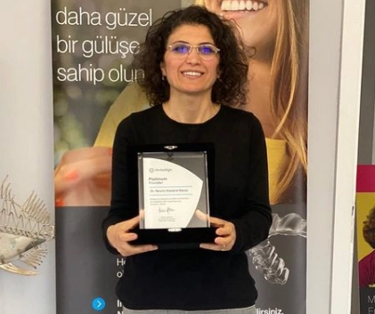 Dr. Dt. Nesrin Atasaral