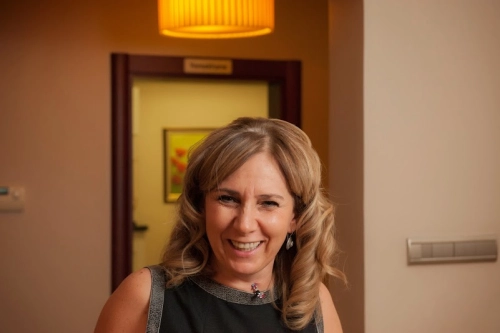 Op. Dr. Işık Kaya