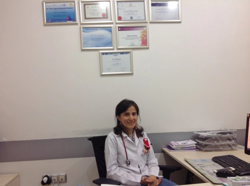Uzm. Dr. Ümmü Aydoğmuş