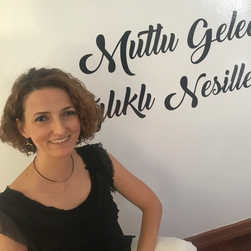 Esra Göker