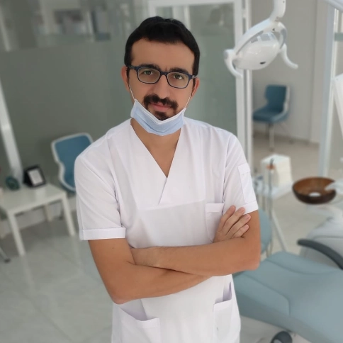 Dr. Dt. Onur Sarıca