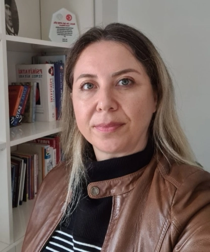 Işıl Ateş Çöl