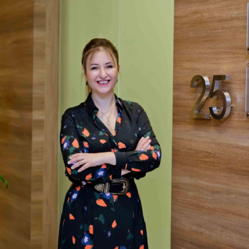 Dr. Özge Aydın
