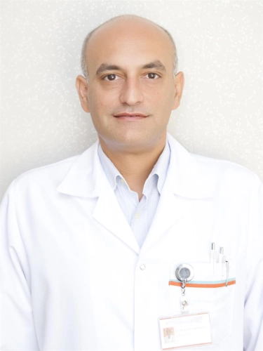 Uzm. Dr. Esat Karakoç