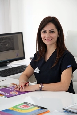 Dr. Dt. Gülnaz Aydın
