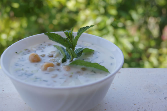 Soğuk Çorba (Ayran çorbası)
