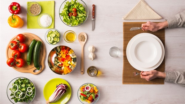 RAMAZAN’DA SAĞLIKLI BESLENME TÜYOLARI