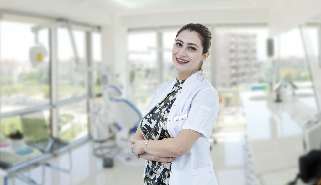 20 Yaş Dişleri Mutlaka Çekilmeli Midir?
