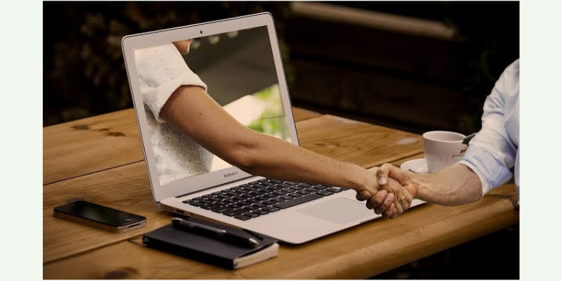 Online Terapi Nasıl, Ne zaman İşe Yarar ? makalesi