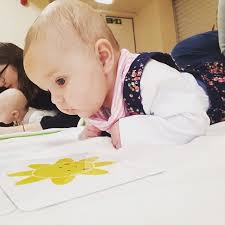 Bebeğinizin gelişimini desteklemek