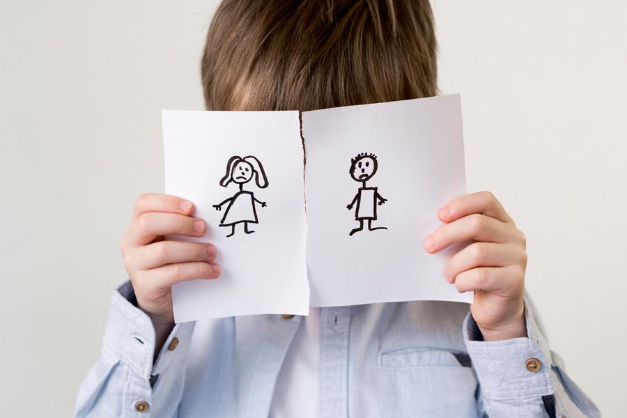 Annem ve Babam Boşanıyor... makalesi