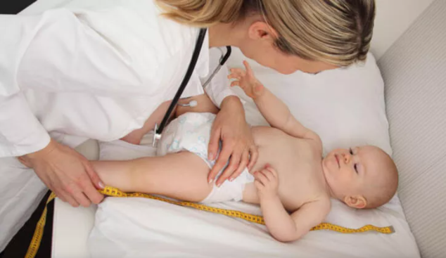 Bebeğiniz 6 aylık olmadan mutlaka testis muayenesi yapın makalesi