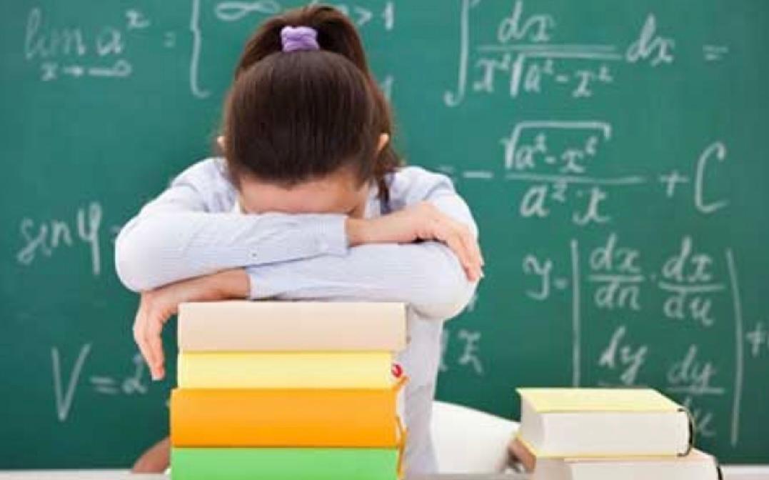 Sınav Kaygısı Nedir ? Sınav Kaygısını Azlatmanın Yolları Nelerdir?