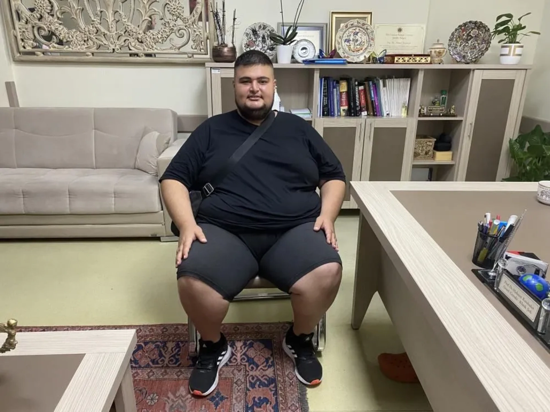 Yarışma için yaptırdığı iğne hayatını kabusa çevirdi! "Hayatımın en büyük hatası"