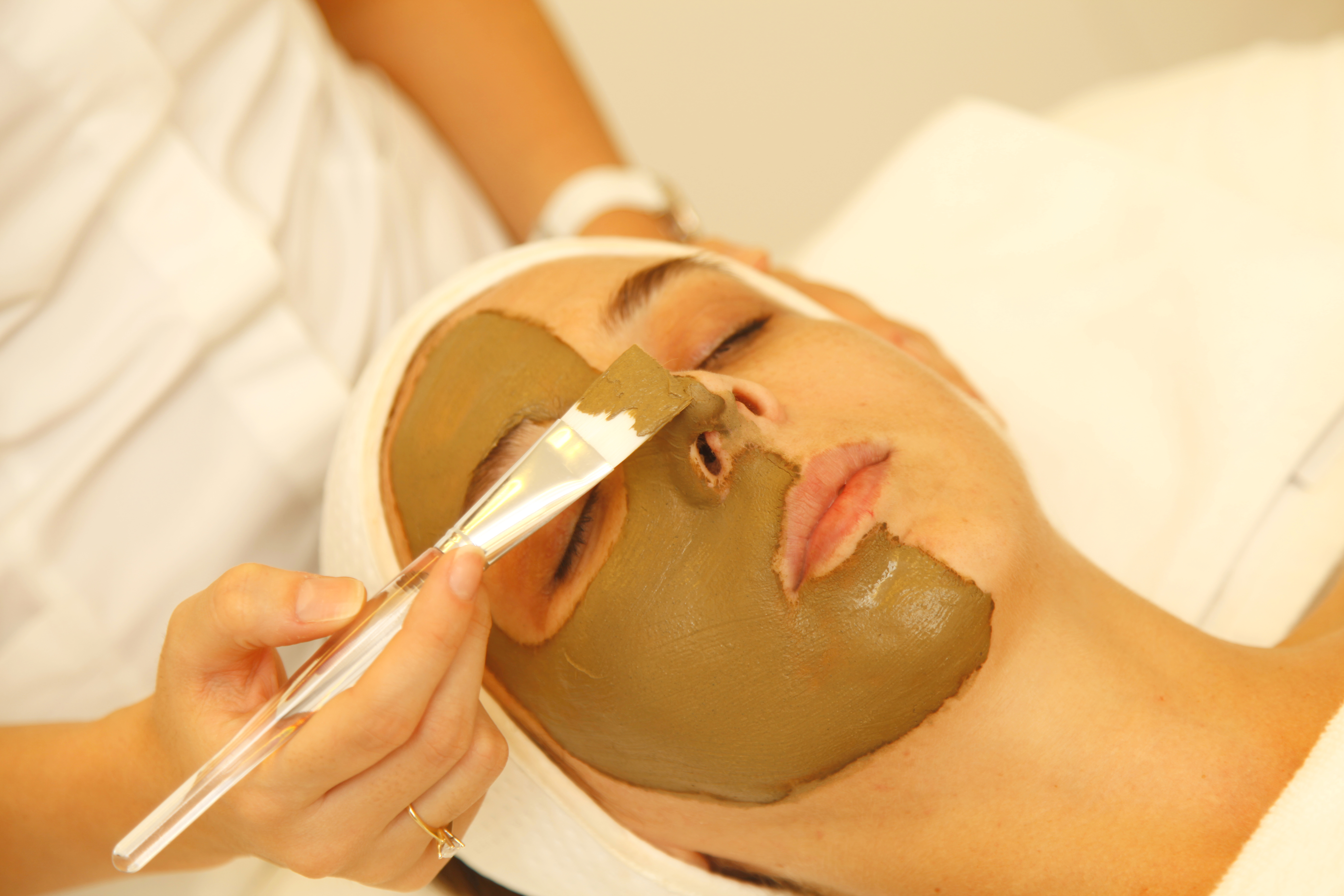 PEELING (Derinin soyulması)