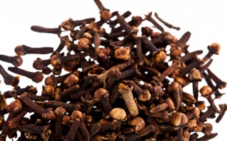 KARANFİL, KEKİK VE NANENİN FAYDALARI