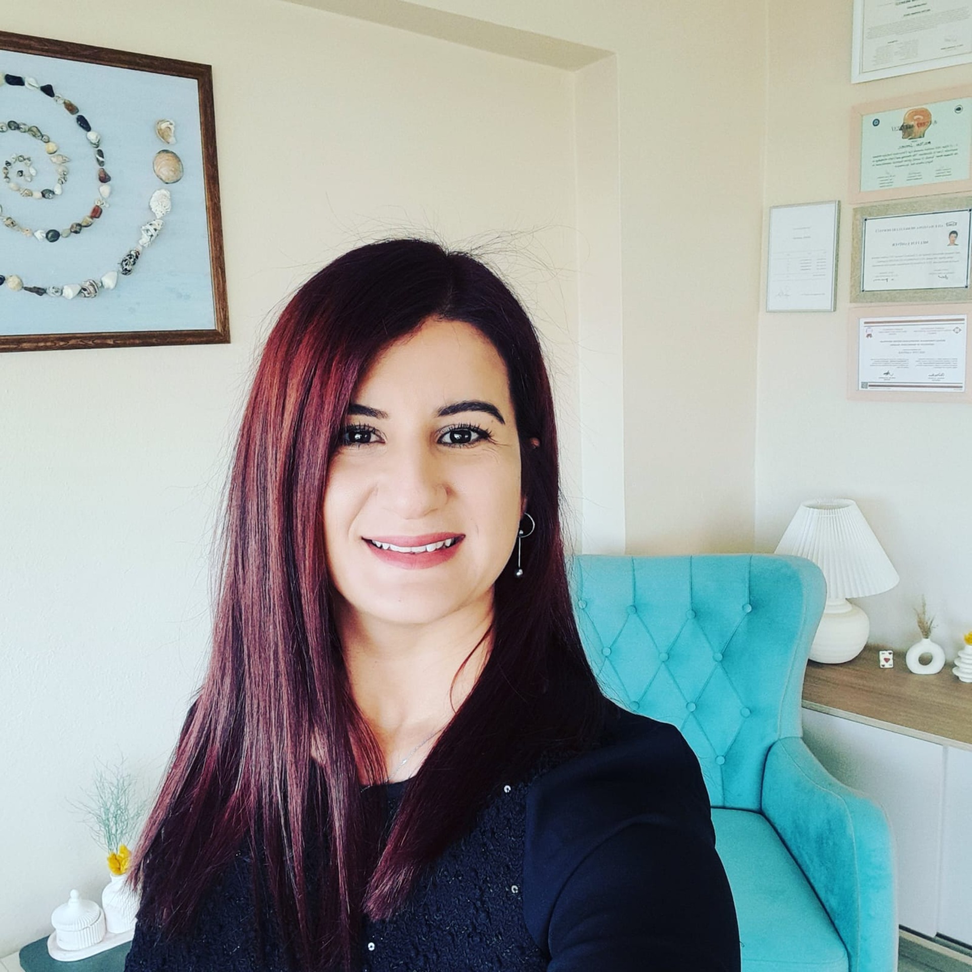 “Sana bir sır vereceğim, sakın kimseye söyleme! Affetmek, ömrü uzatıyormuş!”.