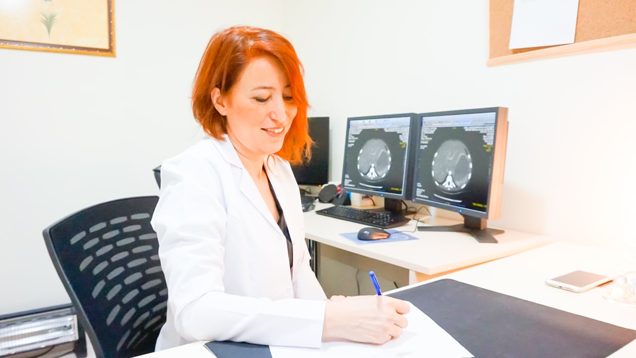 Prof. Dr. Aylin Hasanefendioğlu Bayrak