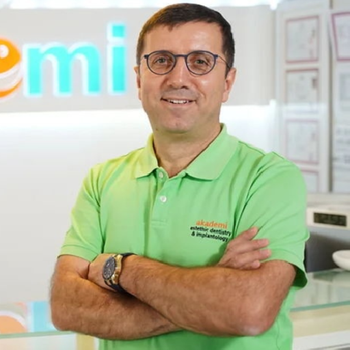Dt. İsmail Yanmış