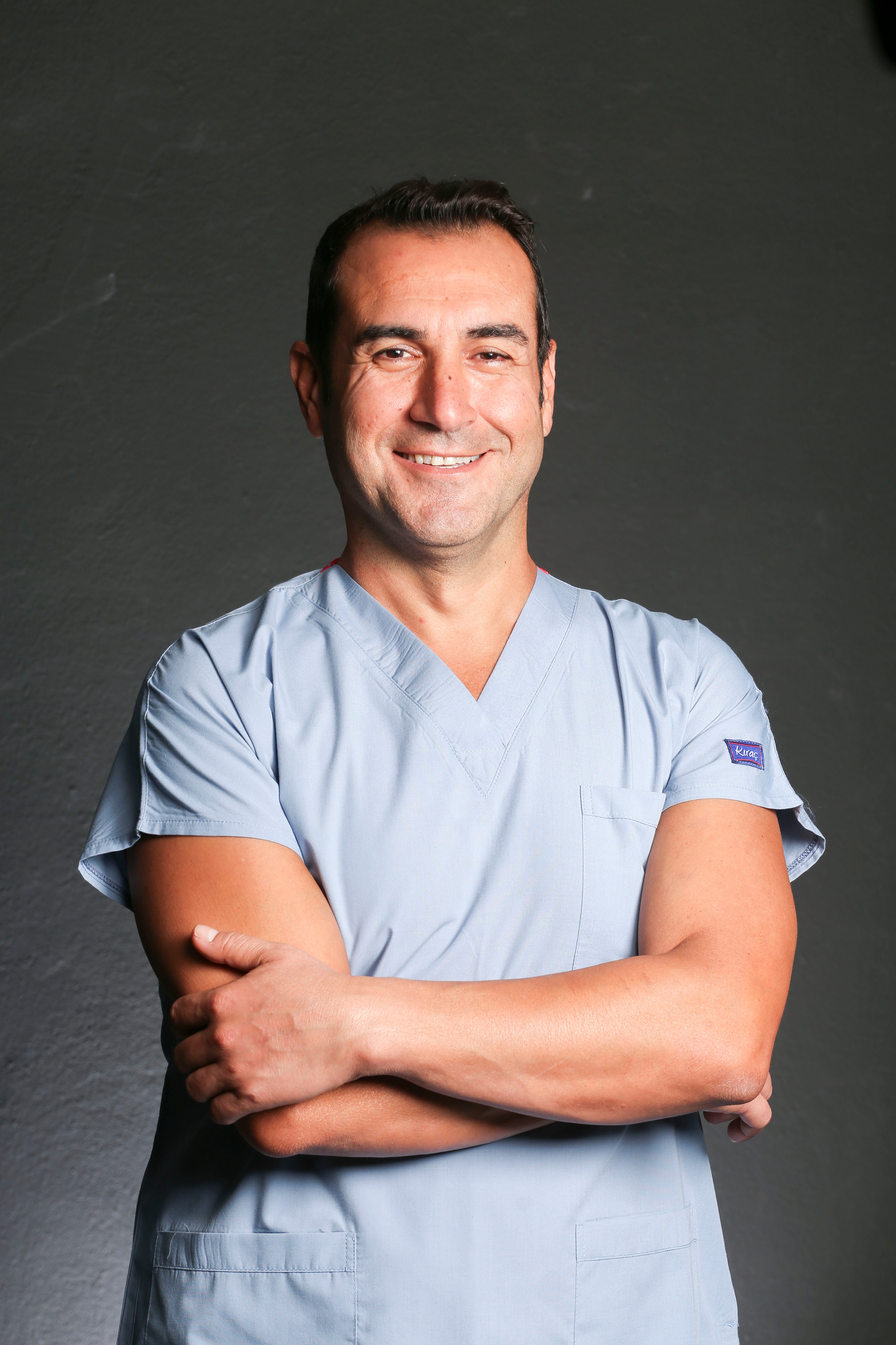 Op. Dr. Akın Kocaoluk
