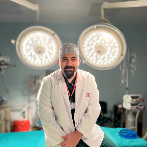 Op. Dr. Salih Can Çelik