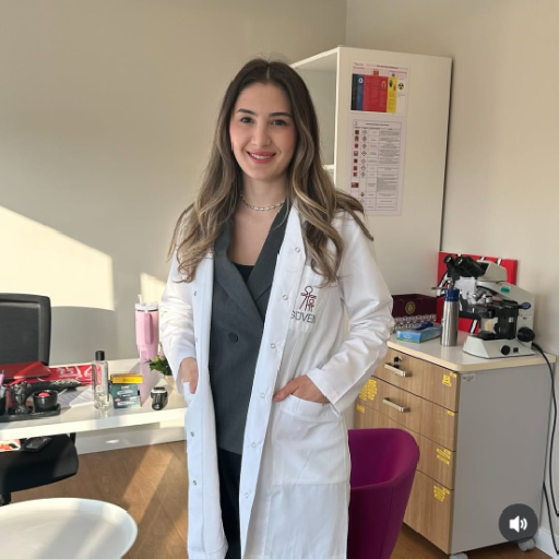 Uzm. Dr. Sera Kayhan