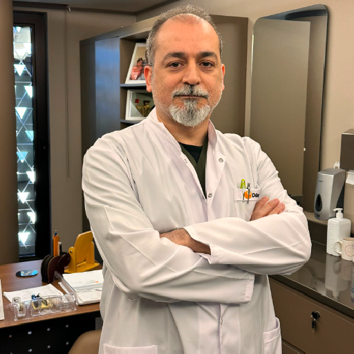 Op. Dr. Uğur Yılmaz Mumcu