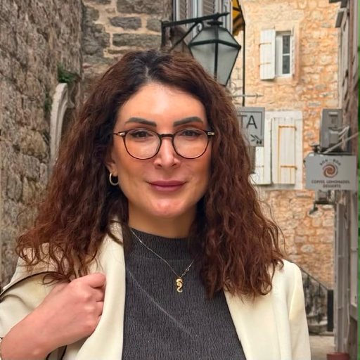 Dr. Gözde Akbaba Çalışkan