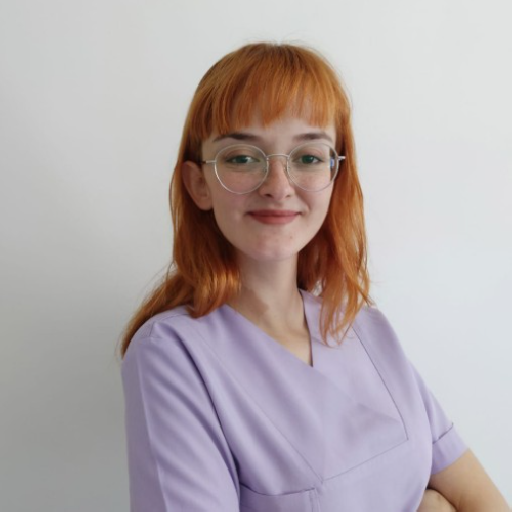 Dt. Dilara Özçelik