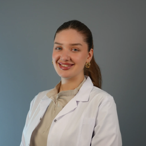Dt. Zeynep Hürmüzlü