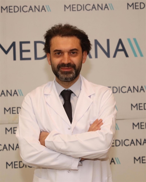 Uzm. Dr. Zafer Özer