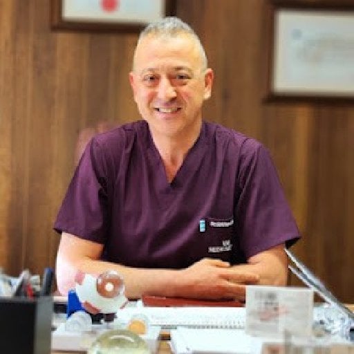 Op. Dr. Gökhan Emre