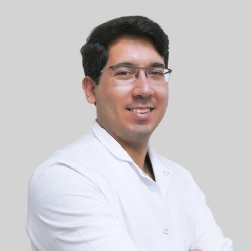 Op. Dr. Oğuzcan Eskalen