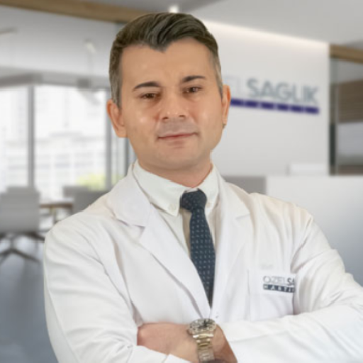 Uzm. Dr. Arman Öztürk