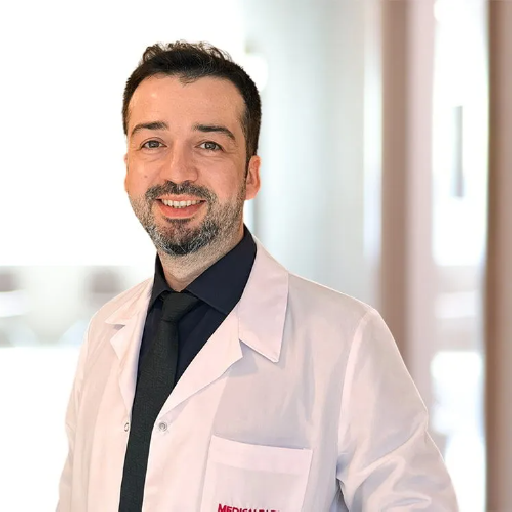 Op. Dr. Ali Emre Atik