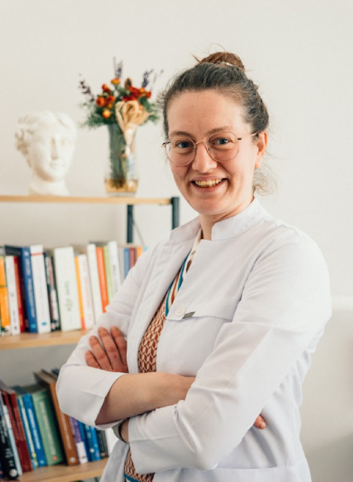 Op. Dr. Gizem Sarıiz