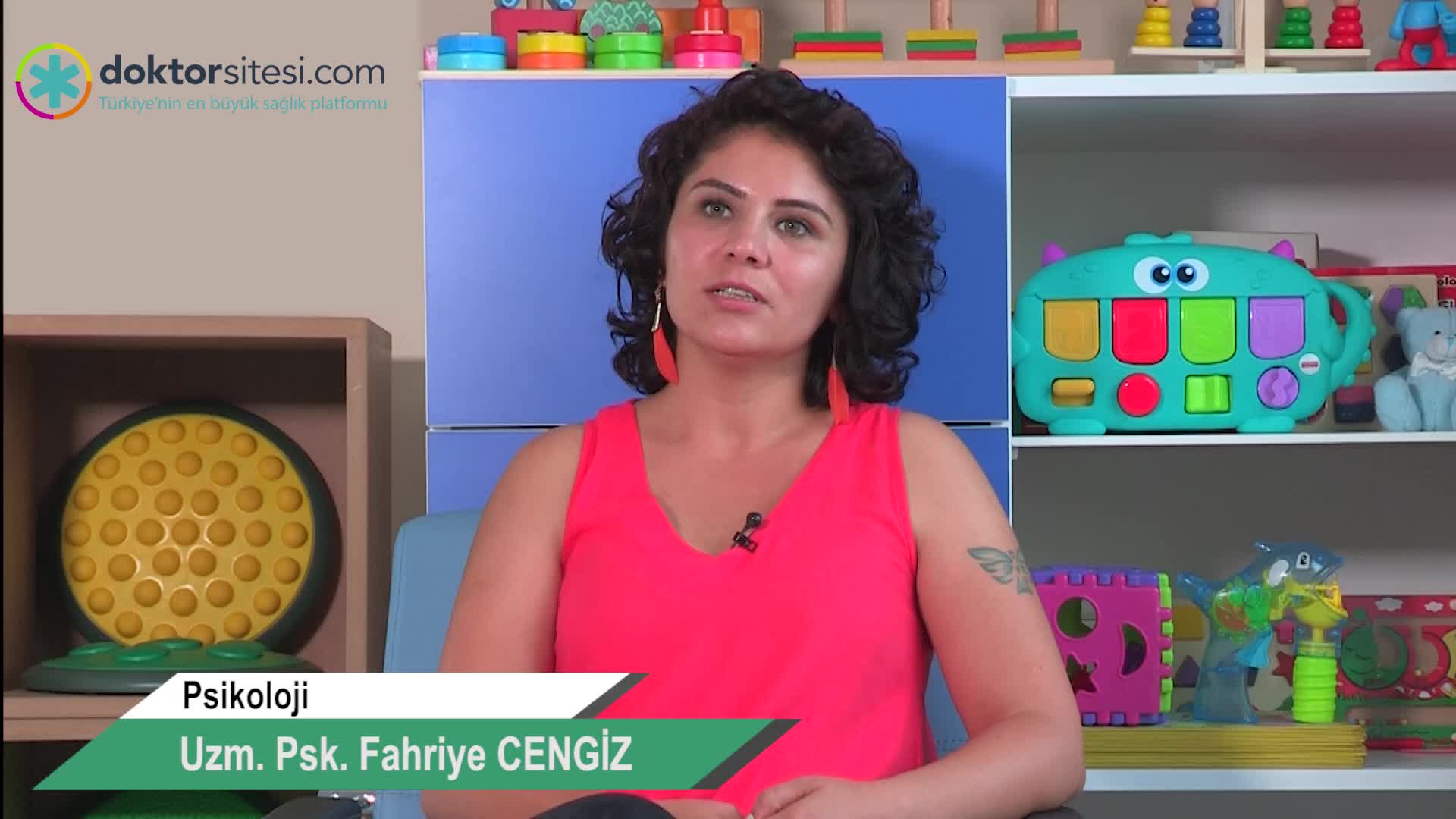 Otizm nasıl bir hastalıktır? Erken fark edilebilir mi?