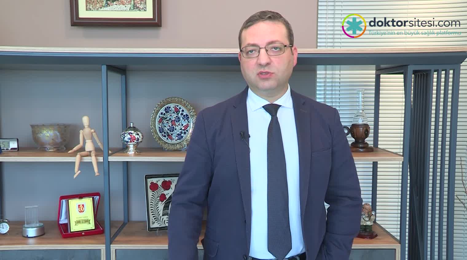 Yüz germe ameliyatı nasıl yapılır? Kimler uygun adaylardır?