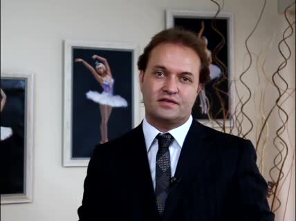 Ulvi Güner - Yüz estetiğinde doğal görüntü nasıl sağlanıyor?