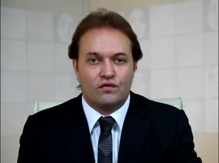 Ulvi Güner - Göz ve göz kapağı estetiği