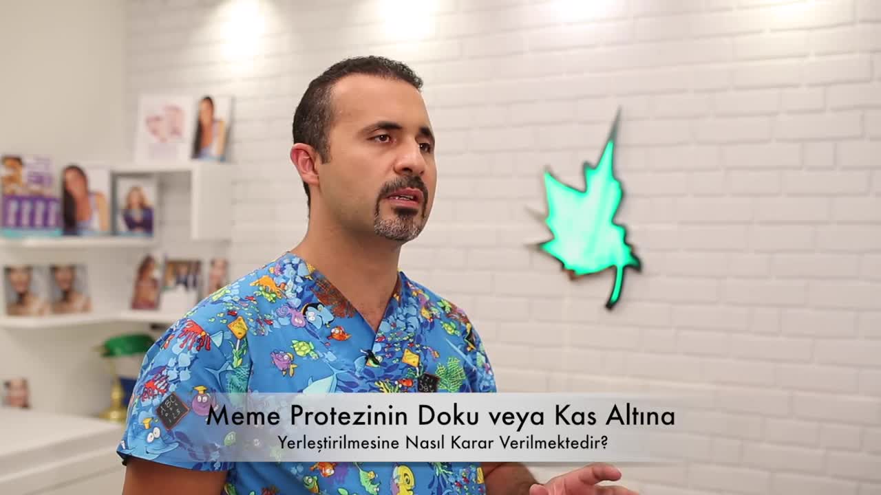 Meme Protezinin Doku veya Kas Altına Yerleştirilmesine Nasıl Karar Verilmektedir?