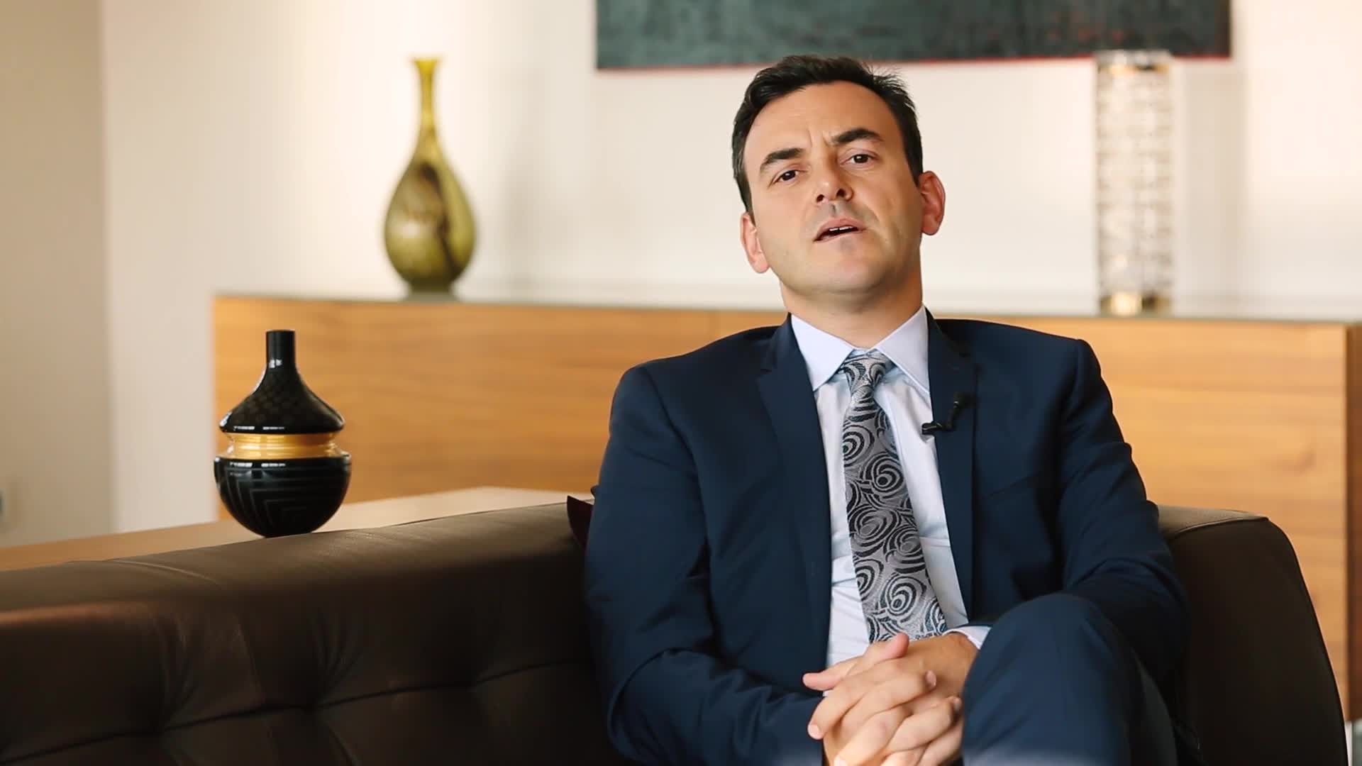 Youtube - Kozmetik göz kapağı ameliyatı nasıl yapılır?